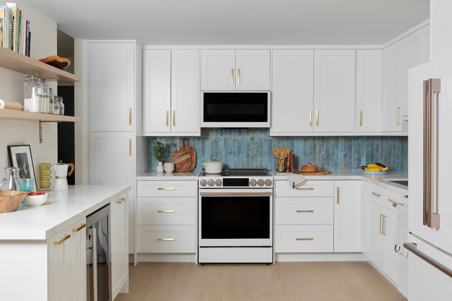 Queen’s Quay W. – Toronto Harbourfront Kitchen Renovation - Featured Image